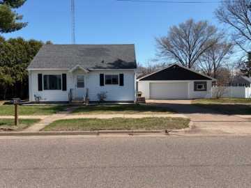 421 Wheaton Street, Chippewa Falls