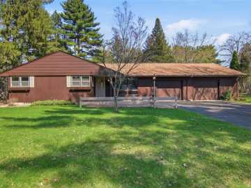 3333 Halsey Street, Eau Claire