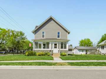 1833 Kranzfelder Street, Bloomer