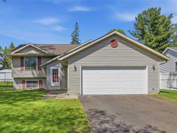 2518 Pine View Road, Eau Claire