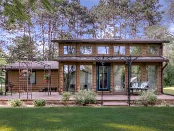 2229 Peterson Avenue, Eau Claire