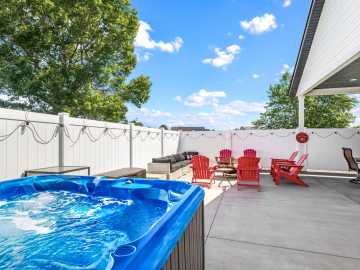 Property Photo 23