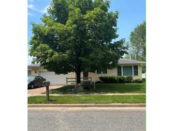2944 Saturn Avenue, Eau Claire