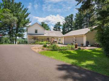 5991 North Shore Drive, Eau Claire