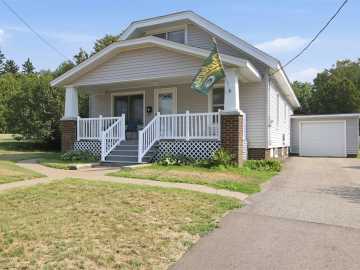 614 17th Avenue, Bloomer
