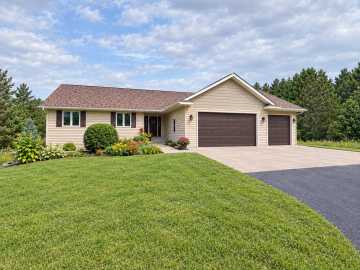 855 Bauer Avenue, Eau Claire