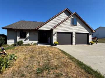 4002 Oak Knoll Drive, Eau Claire