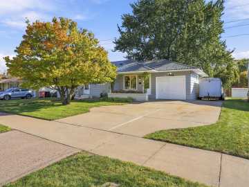 1703 Lloyd Avenue, Eau Claire