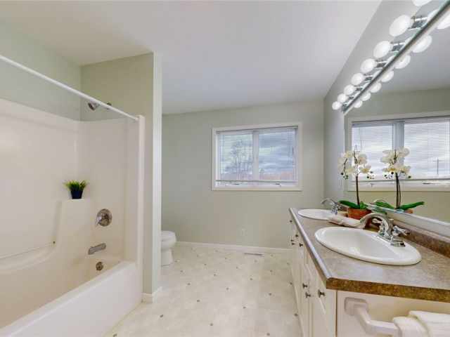 Holcombe Residential Real Estate