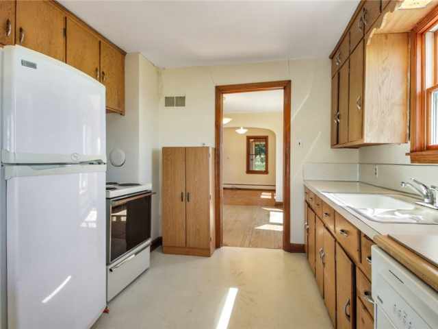 Hixton Residential Real Estate