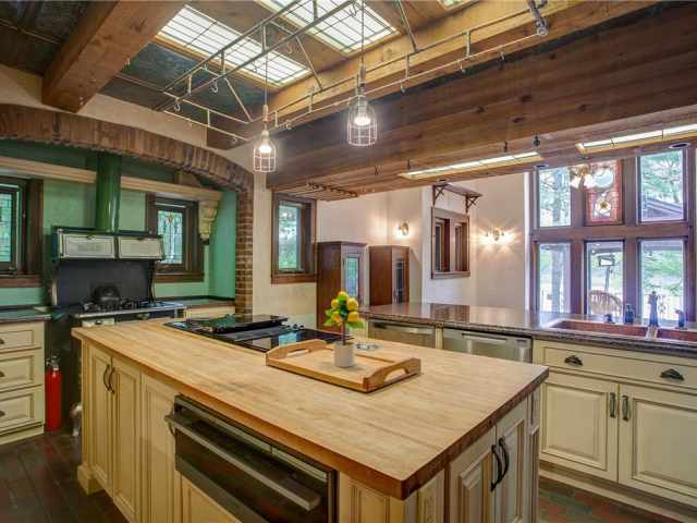 Stone Lake Residential Real Estate