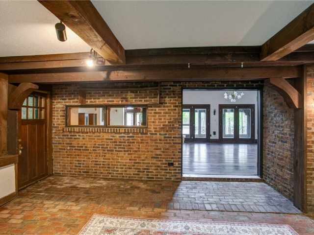 Stone Lake Residential Real Estate