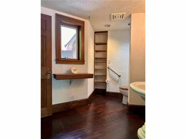Stone Lake Residential Real Estate