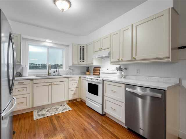 Elk Mound Residential Real Estate