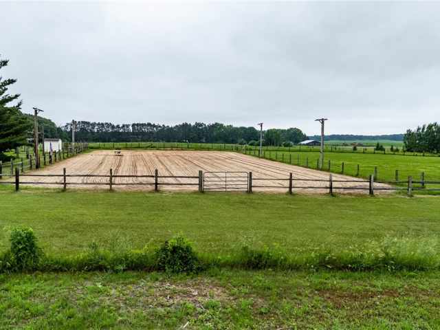 Elk Mound Residential Real Estate